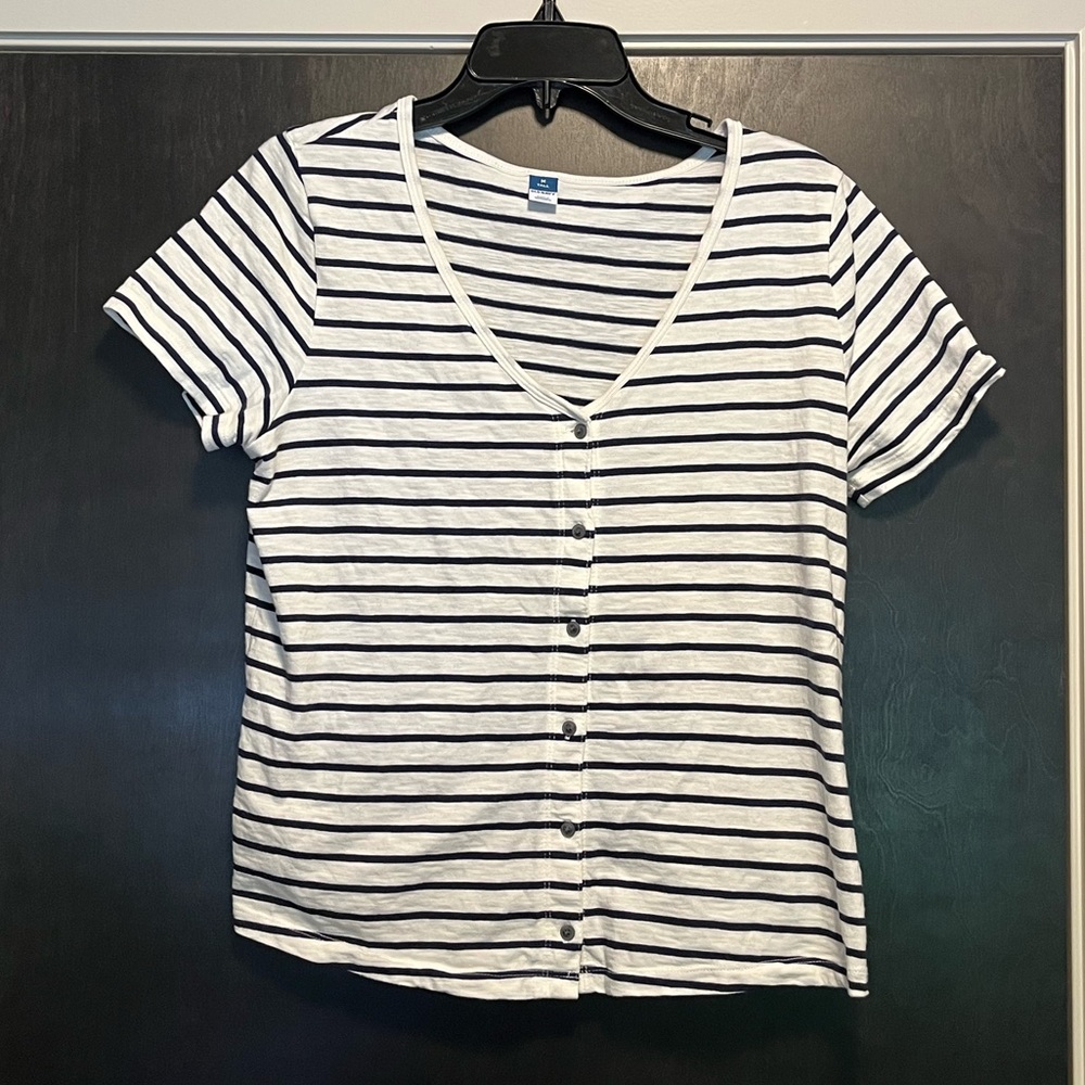 Button front striped tee like new